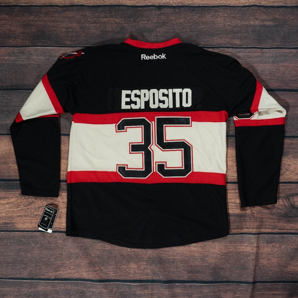 Reebok CCM Chicago Blackhawks Tony Esposito Winter Classic NHL Jersey Size 52